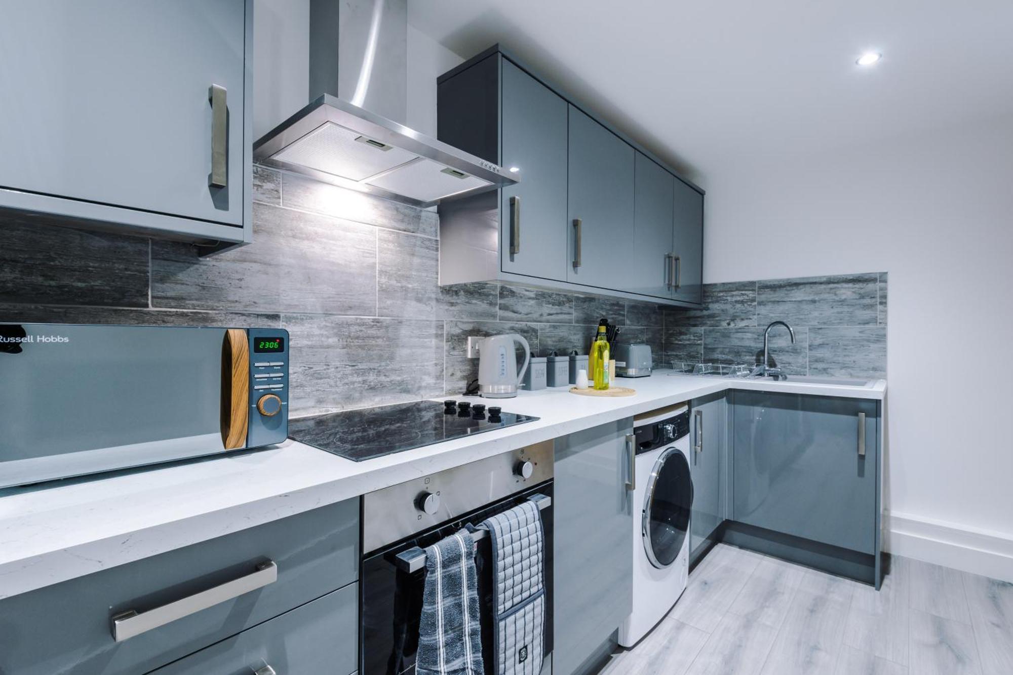 Rest & Recharge At The Station Apartments แมนเชสเตอร์ ภายนอก รูปภาพ
