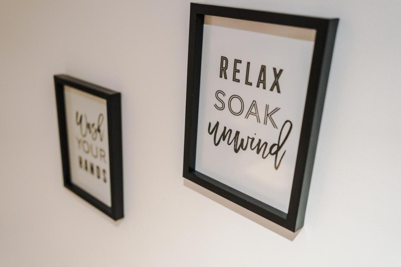 Rest & Recharge At The Station Apartments แมนเชสเตอร์ ภายนอก รูปภาพ